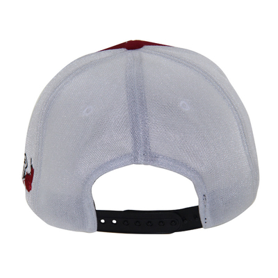 Προ καμπυλωτό κορυφαίο πλέγμα Trucker Caps 3D κεντήματα Baseball Caps 4 πάνελ