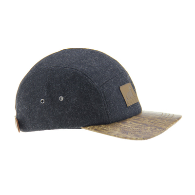 Μπαμπού PU Wool Camping Baseball Cap 5 Panel Snapback Hat Με Εμβολισμένο Λογικό Δέρμα