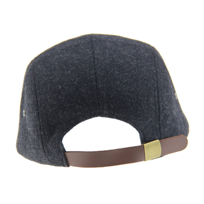 Μπαμπού PU Wool Camping Baseball Cap 5 Panel Snapback Hat Με Εμβολισμένο Λογικό Δέρμα